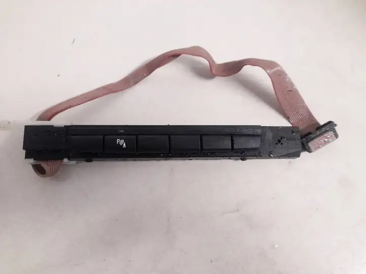 BMW 3 E90 E91 (2005 - 2012) 61316962590 Кнопка парктроника — фото 1
