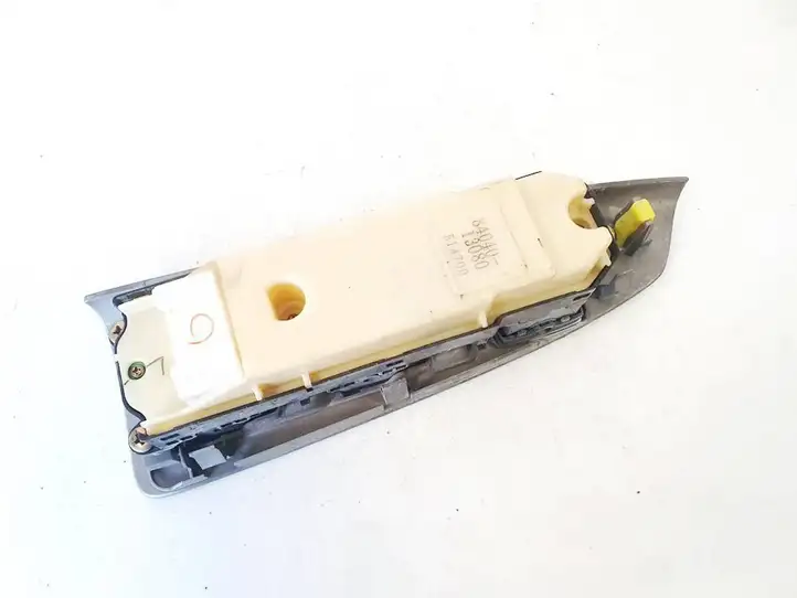 Toyota Corolla Verso E121 (2001 - 2004) 8404013080 Блок кнопок стеклоподъемников — фото 3