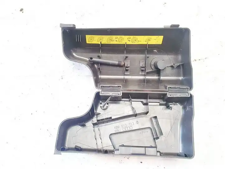 Audi A6 S6 C5 4B (1997 - 2001) 4b9012113 Вещевой ящик — фото 2