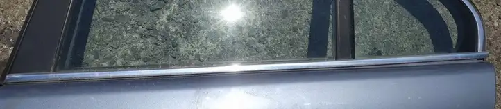 BMW 5 E39 (1996 - 2003) Накладка стекла задней двери — фото 1