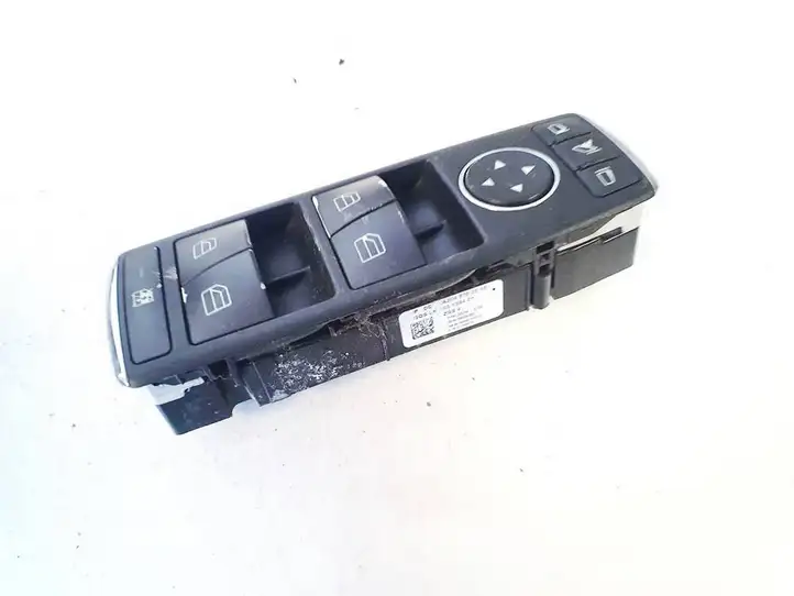 Mercedes-Benz C W204 (2007 - 2014) a2048703558 Блок кнопок стеклоподъемников — фото 2