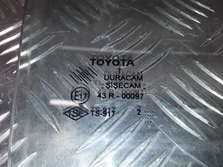 Toyota Corolla E120 E130 (2000 - 2004) 43R00097 Стекло задней двери — фото 2