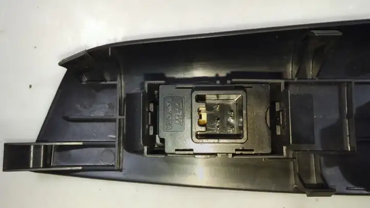 Toyota Corolla E120 E130 (2000 - 2004) 54035105 Кнопка стеклоподъемников — фото 8