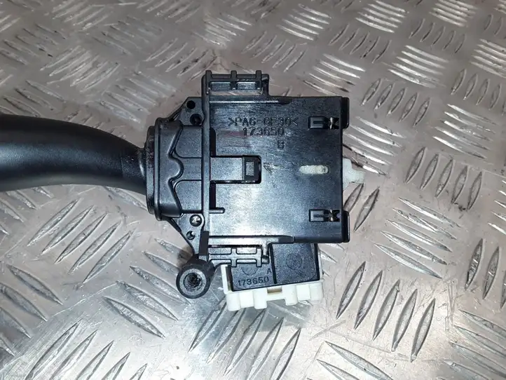 Toyota Previa (XR30, XR40) II (2000 - 2006) 8414020680 Переключатель стеклоочистителей — фото 3