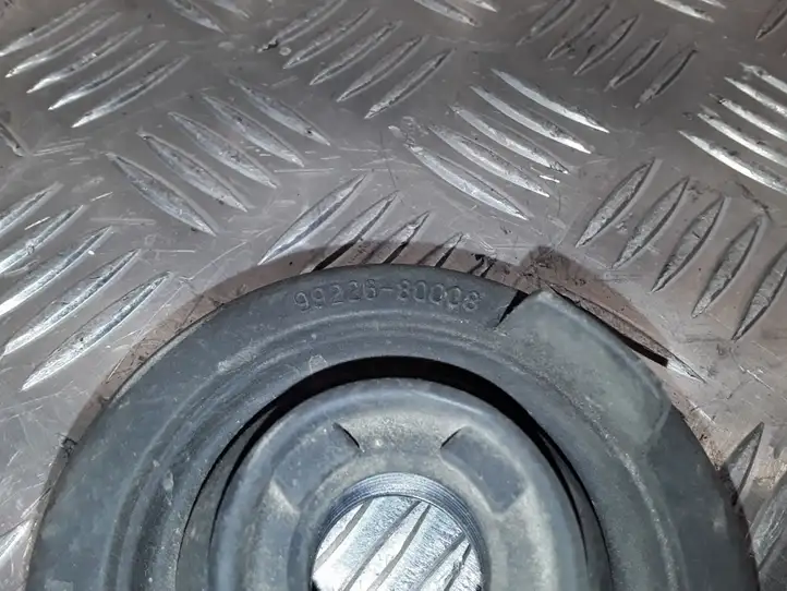 Toyota Previa (XR30, XR40) II (2000 - 2006) 9922680008 Крышка фары — фото 2