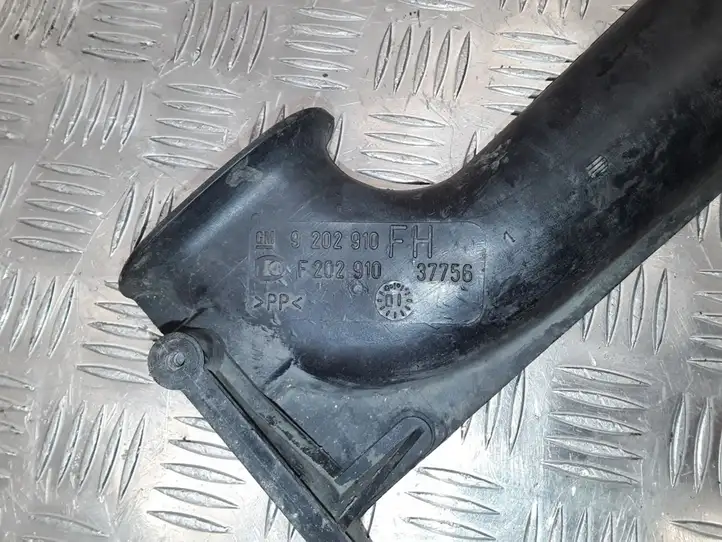 Opel Astra G (1998 - 2004) 9202910 Трубка подачи воздуха — фото 4