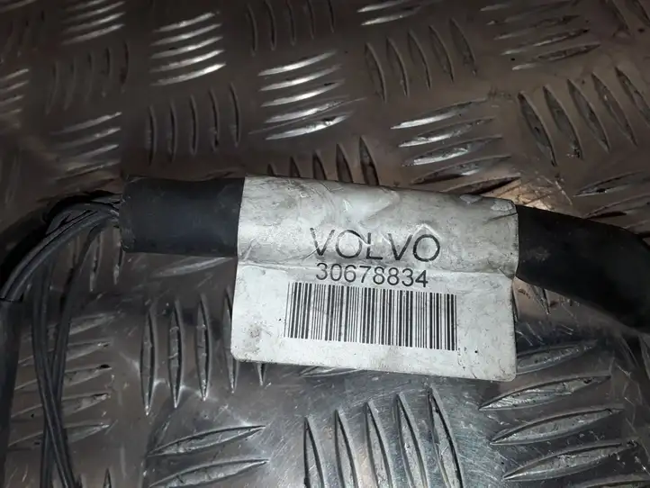 Volvo XC90 (2002 - 2006) 30678834 Прочая электропроводка — фото 3
