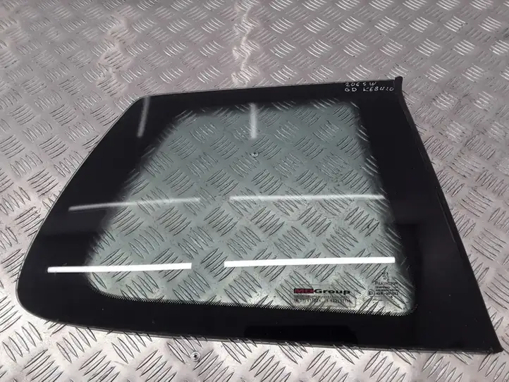Peugeot 206 (1998 - 2012) 43R001583 Заднее боковое стекло — фото 1