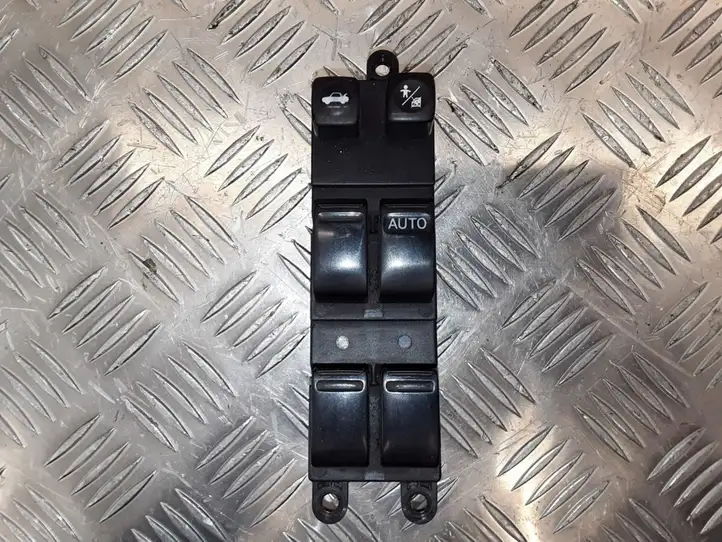 Nissan Primera (2001 - 2008) 25401AV660 Блок кнопок стеклоподъемников — фото 2