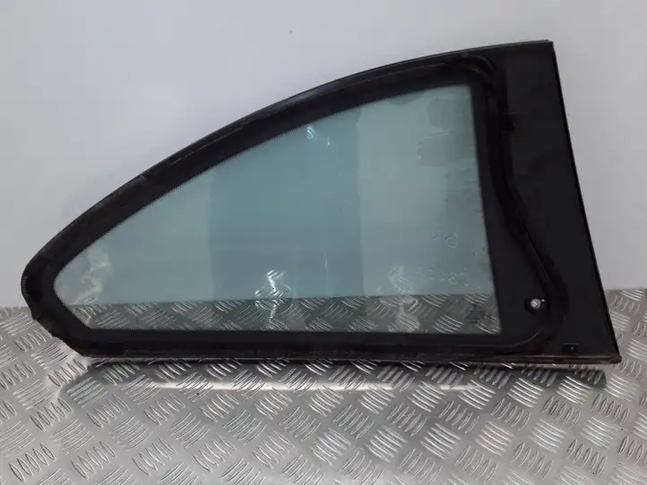 BMW 1 E82 E88 (2007 - 2014) 2996219 Заднее боковое стекло — фото 5