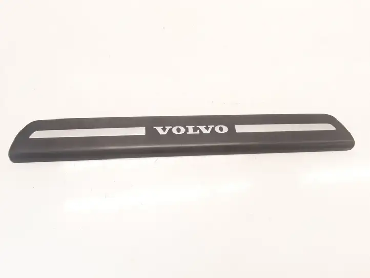 Volvo S40 (2004 - 2007) 08622671 Внутренняя отделка переднего порога — фото 1