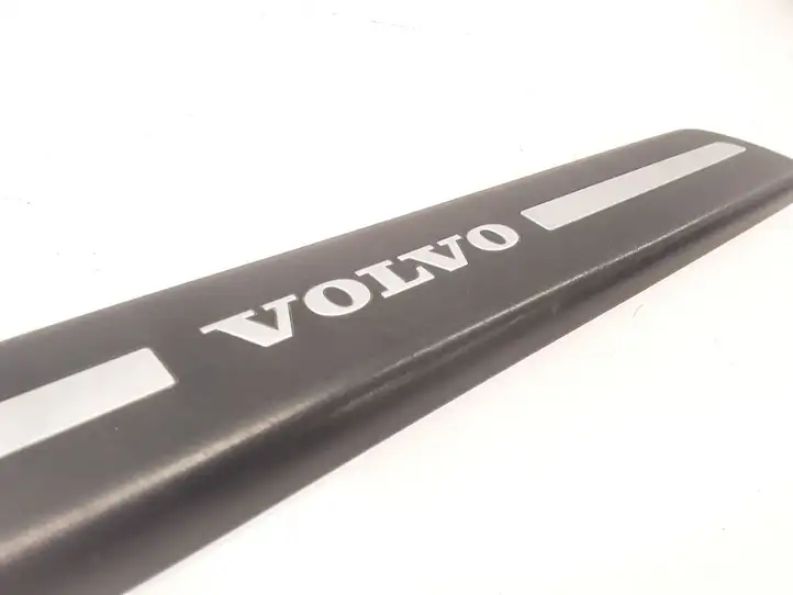 Volvo S40 (2004 - 2007) 08622671 Внутренняя отделка переднего порога — фото 2
