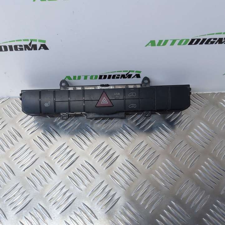 Volkswagen Crafter (2006 - 2016)  A9068702210 Блок переключателей