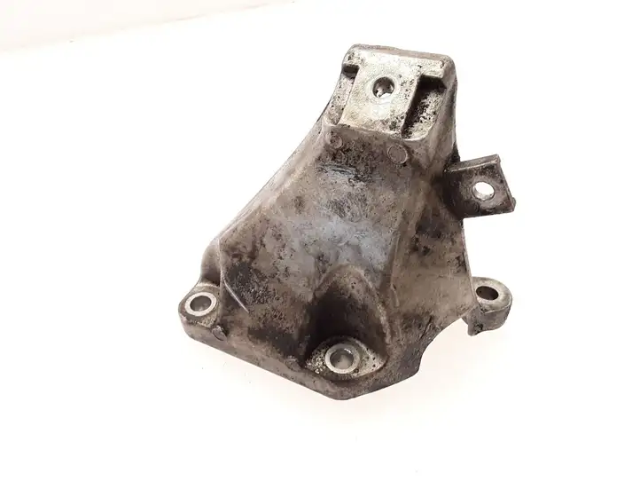 Audi A4 S4 B7 8E 8H (2004 - 2009) 8E0199308AK Кронштейн двигателя — фото 2