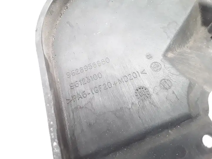 Citroen Xsara Picasso (1999 - 2012) 9628958980 Защита ремня ГРМ — фото 3