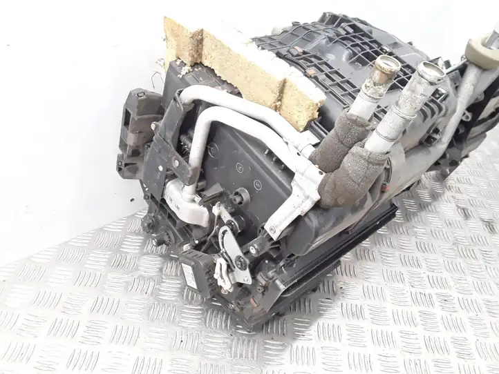 Audi A6 S6 C5 4B (1997 - 2001) 4B1820005G Комплект системы вентиляции салона — фото 6
