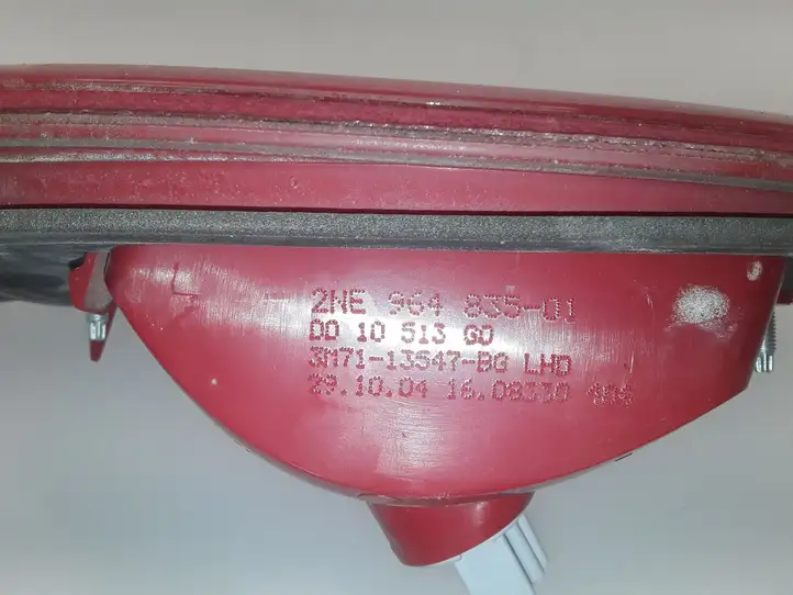 Mazda 2 (2003 - 2007) 2NE96483501 Задний фонарь в крышке багажника — фото 4