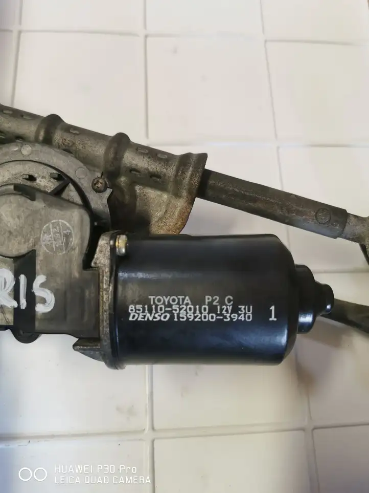 Toyota Yaris (1999 - 2003) 8511052010 Комплект механизма стеклоочистителей — фото 2
