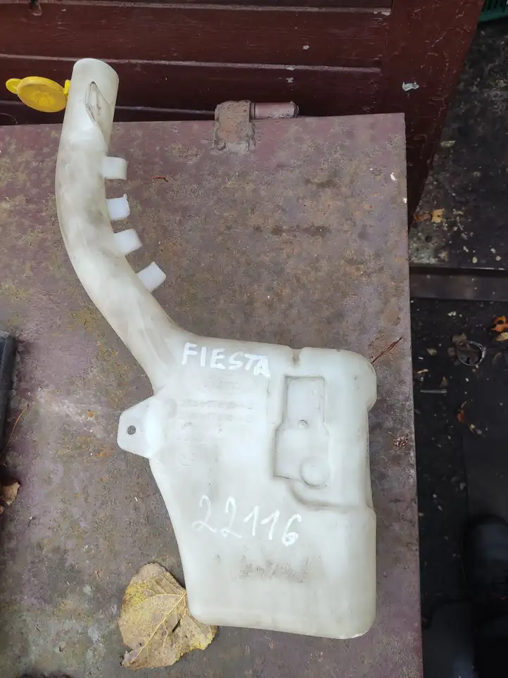 Ford Fiesta (2000 - 2005) 2S6117618AD Бачок омывателя стекла — фото 1