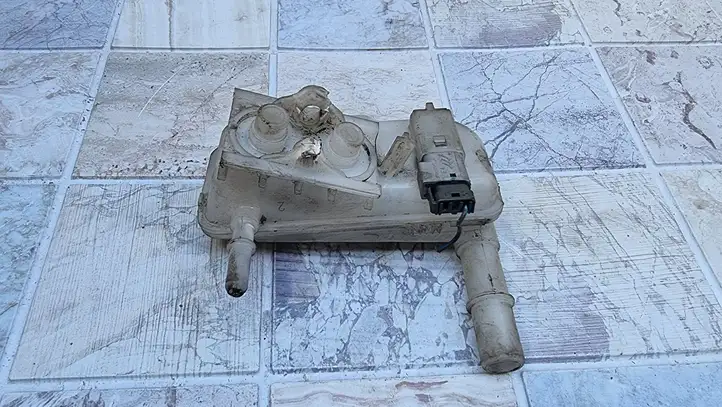 Ford B-MAX (2012 - 2018) 0204054029 Бачок тормозной жидкости — фото 4