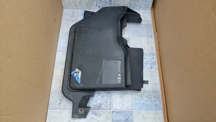Ford Focus (1998 - 2004) XS4Q6C646B Крышка двигателя декоративная — фото 4