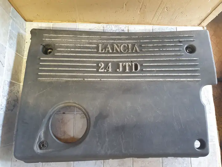 Lancia Lybra (1999 - 2006) Крышка двигателя декоративная — фото 4