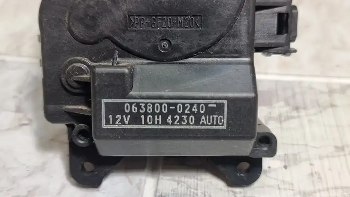 Toyota Prius (XW20) (2003 - 2009) 0638000240 Двигатель задвижки потока воздуха — фото 6