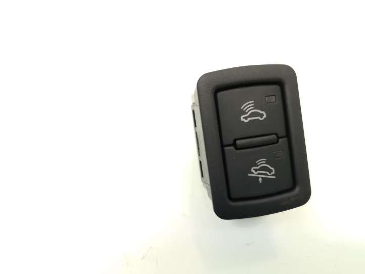 Audi A6 (2004 - 2008)  4F0962109 Включатель сигнализации