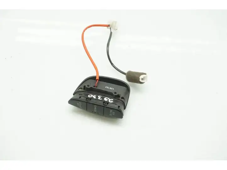 Kia Sorento (2002 - 2006) 967000-3E100 Кнопки на рулевом колесе — фото 1