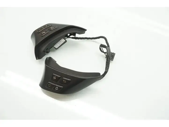 BMW 3 E90 E91 (2005 - 2012) 6959894 Кнопки на рулевом колесе — фото 2