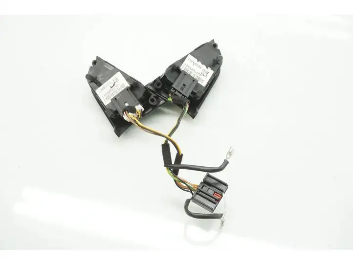 Opel Meriva B (2010 - 2014) 13268686 Кнопки на рулевом колесе — фото 3