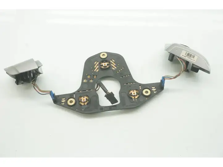 Opel Vectra C (2002 - 2005) 88119803 Кнопки на рулевом колесе — фото 2
