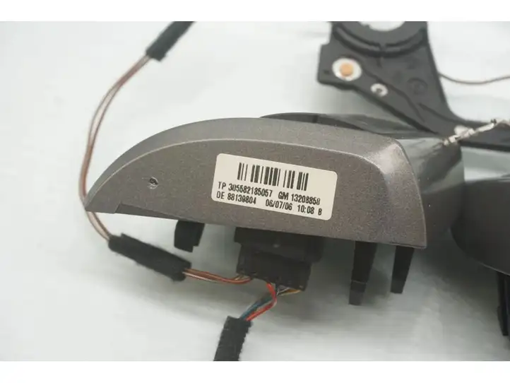 Opel Vectra C (2005 - 2009) 13208858 Кнопки на рулевом колесе — фото 5