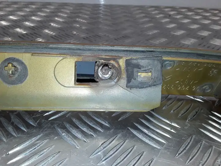 Citroen Berlingo (1996 - 2002) 9625633277 Прочая отделка багажника — фото 9