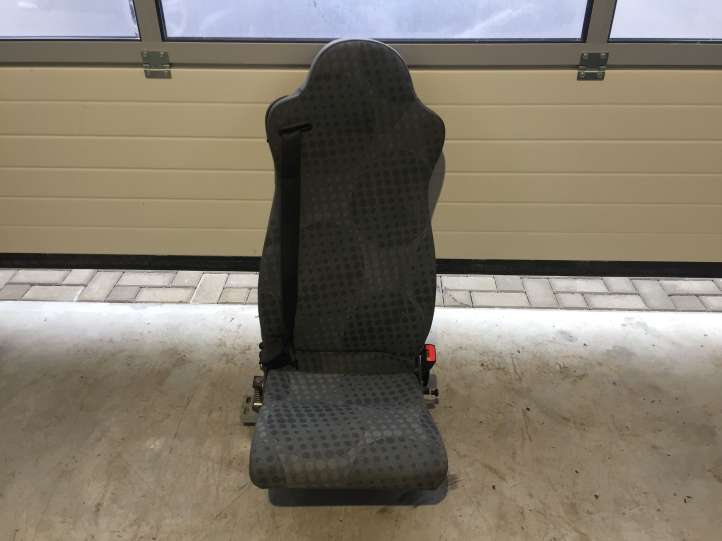 Ford Transit (2006 - 2013)   Второй ряд сидений
