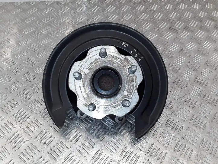 Toyota Auris E180 (2012 - 2018) 131219 Ступица колеса — фото 1