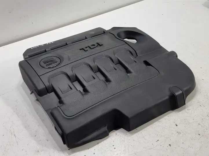 Seat Leon (5F) (2012 - 2019) 04L103925 Крышка двигателя декоративная — фото 1