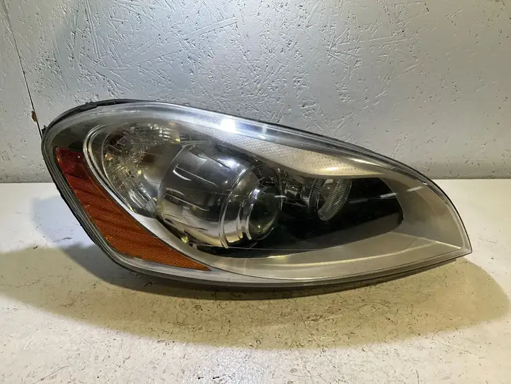 Volvo XC60 (2008 - 2013) 30763138 Передняя фара — фото 1