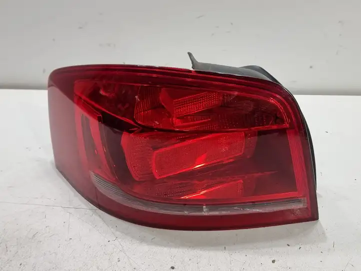 Audi A3/S3 8P (2008 - 2013) 8P3945095 Задний фонарь в кузове — фото 1