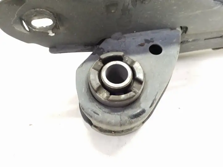 Chrysler Pacifica (2016 - )   Задняя траверса