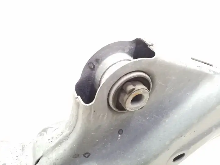 Chrysler Pacifica (2016 - )   Задняя траверса