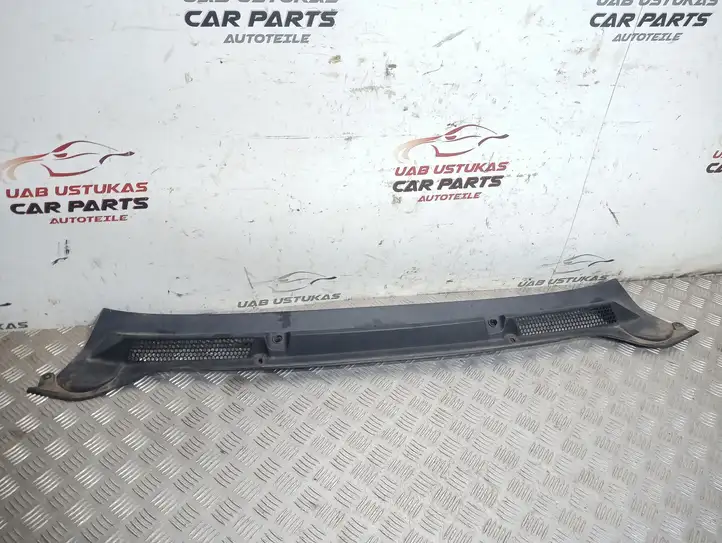 Opel Astra J (2009 - 2012) 13318718 Жабо стеклоочистителей — фото 1