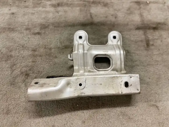 BMW 3 F30 F35 F31 (2012 - 2018) 7266193 Кронштейн переднего бампера — фото 1