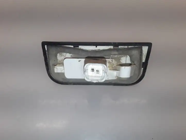 Citroen Berlingo (2012 - 2015) Подсветка номера — фото 3