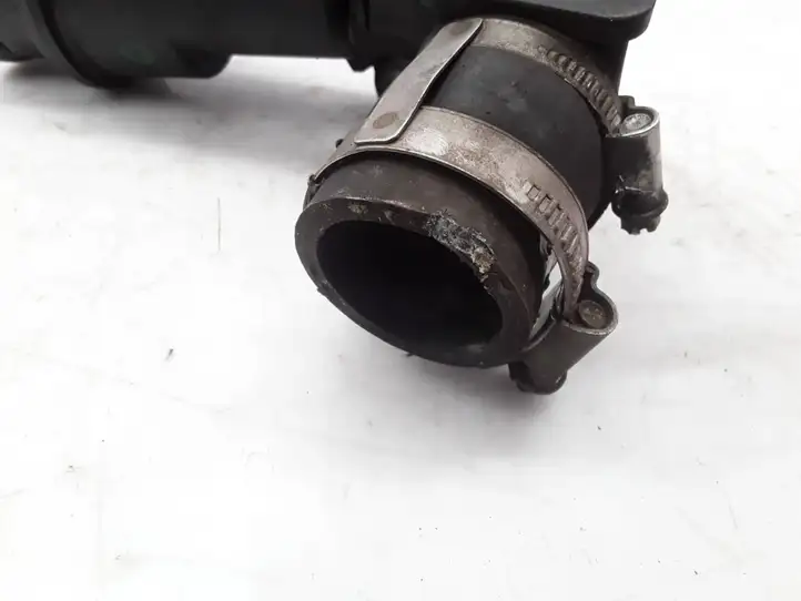Nissan Almera N16 (2000 - 2010) 8200164191 Детали воздухозаборника — фото 4