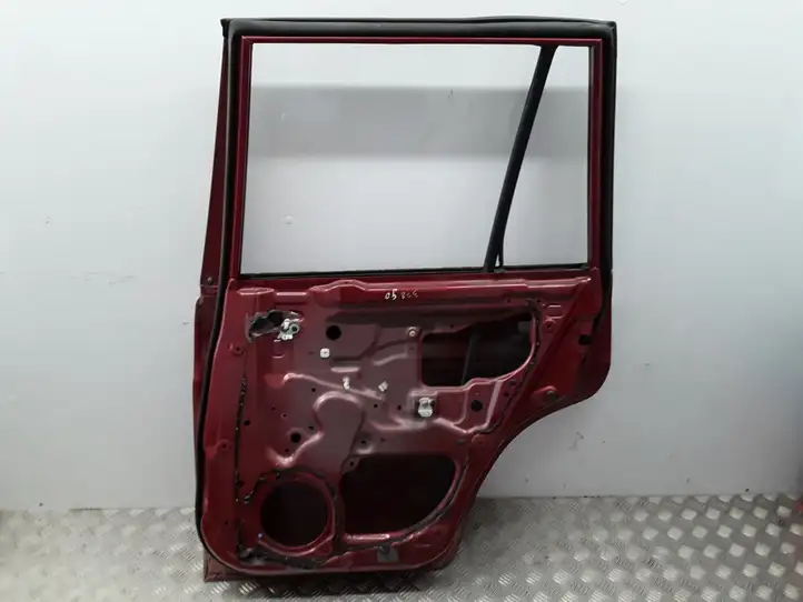 Mazda Demio (1996 - 2002) 22K Задняя дверь — фото 2