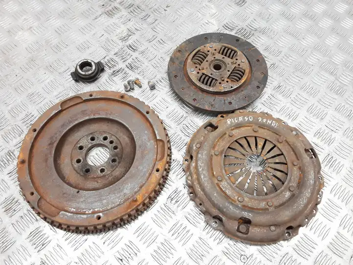 Citroen Xsara Picasso (1999 - 2012) 9629580010 Маховик двигателя — фото 1