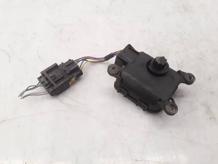 Citroen Xsara (1997 - 2006) 0132801160 Двигатель задвижки потока воздуха — фото 3