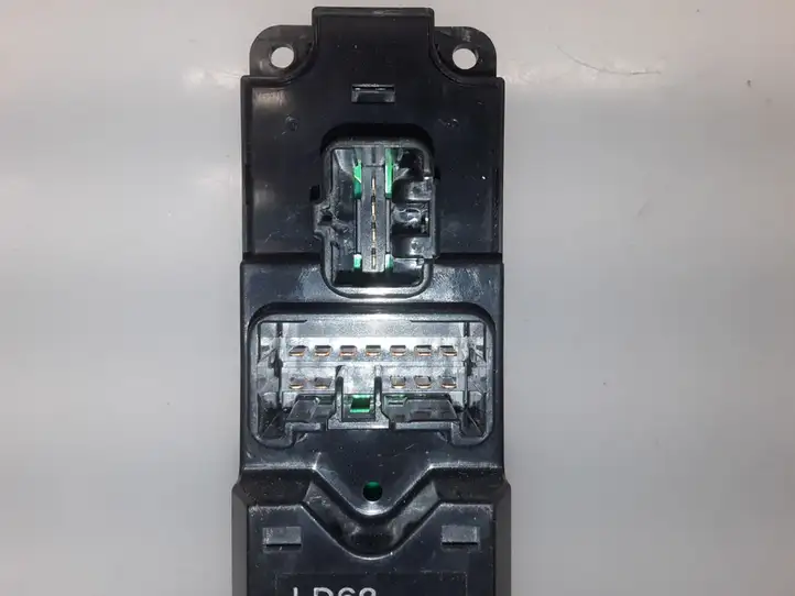 Mazda MPV (1999 - 2006) LD6266350A Кнопка стеклоподъемников — фото 4