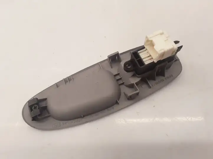 Nissan Almera (2000 - 2006) 80960BU000 Блок кнопок стеклоподъемников — фото 3